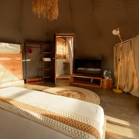 Domes And Dreams Lio Glamping Hotel El Nido Exterior photo