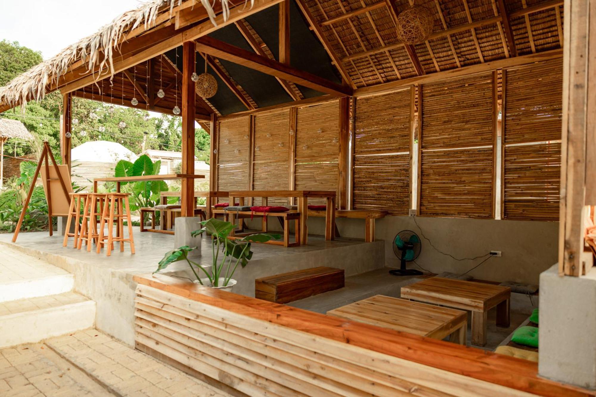 Domes And Dreams Lio Glamping Luxury tent El Nido