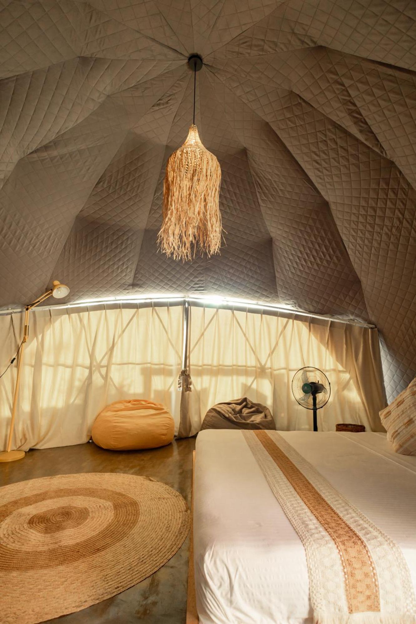 Domes And Dreams Lio Glamping Luxury tent El Nido