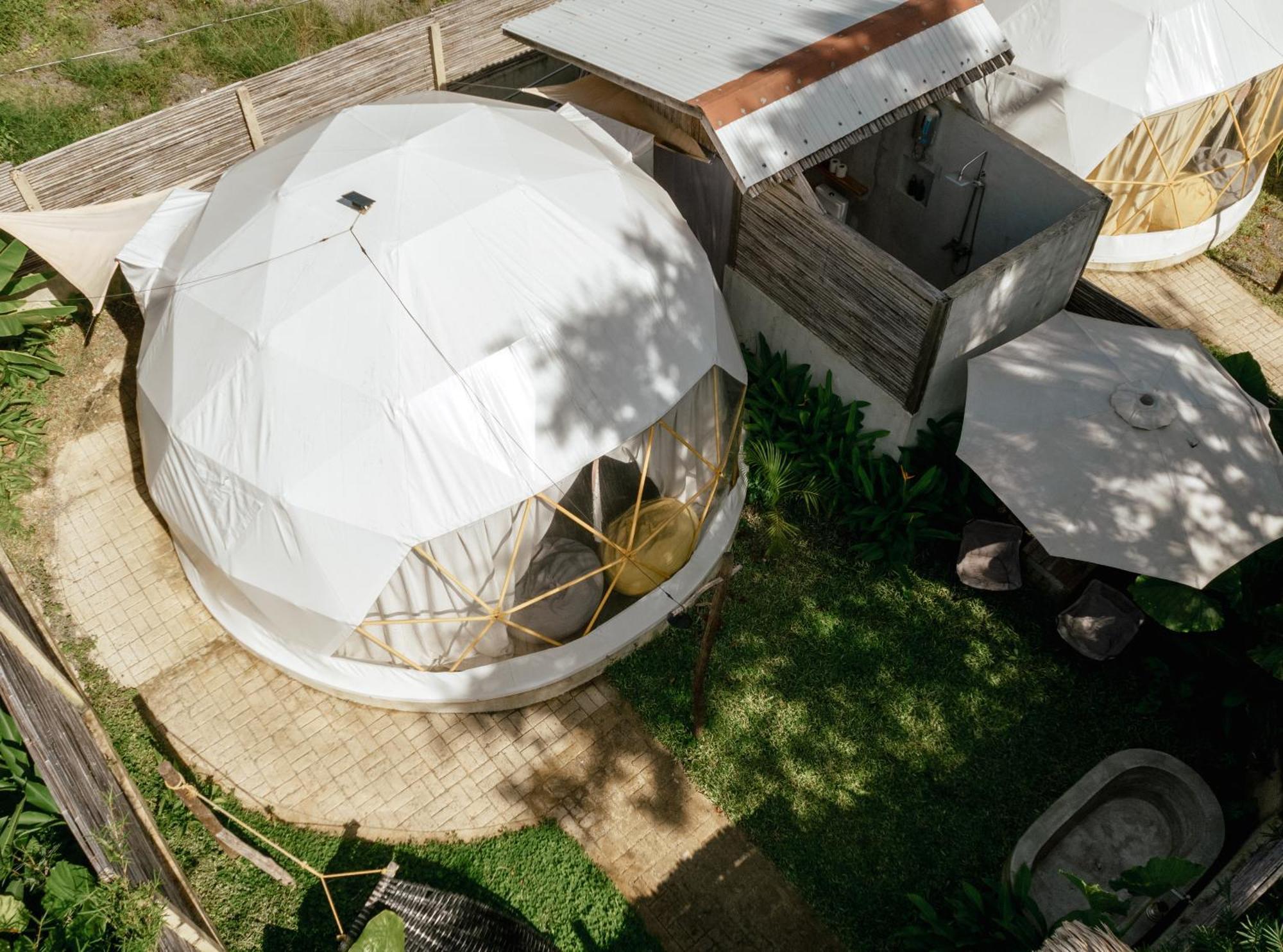 Domes And Dreams Lio Glamping Luxury tent *